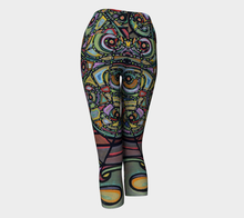 Load image into Gallery viewer, Twinkly Tree Yoga Capris