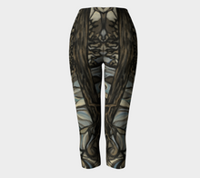 Load image into Gallery viewer, Misty Trees Classic Capris