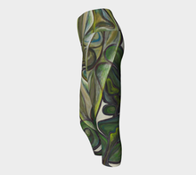 Load image into Gallery viewer, Secret Garden Yoga Capris
