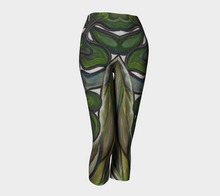 Load image into Gallery viewer, Secret Garden Classic Capris